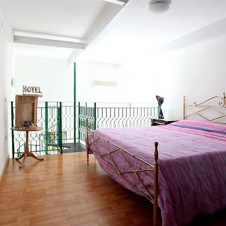Dormidame Bed & Breakfast Napoli Exterior foto